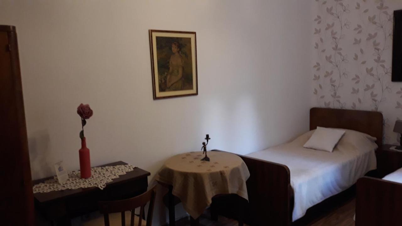 Jela Apartma *